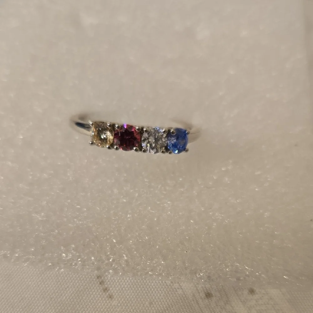 Elegant Lustro Stella Multi-Color Ring - Picture 2 of 5